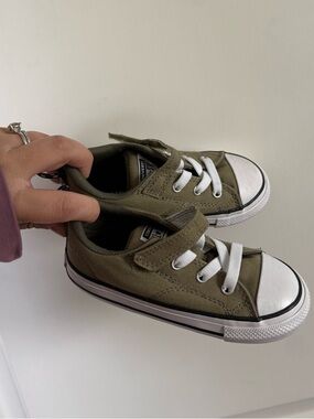 Converse Kids Low-Top Sneakers in Olive Green with White Accents